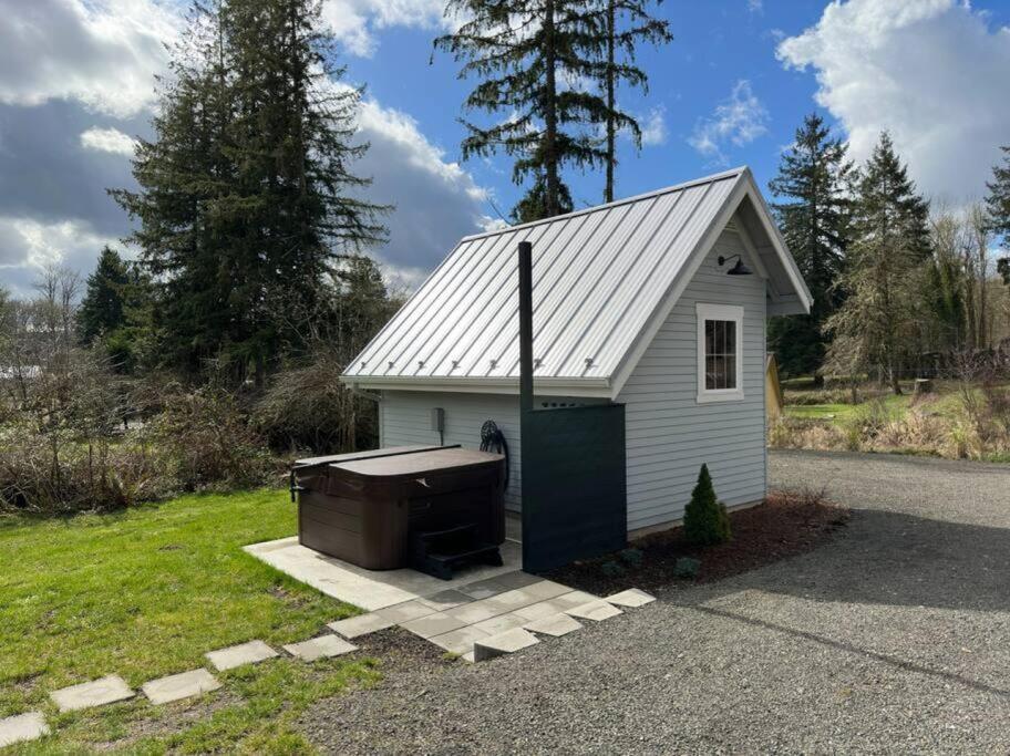 Romantic Cozy Cabin Walk To Lake Hot Tub Bikes Kayaks Grill Onalaska Luaran gambar