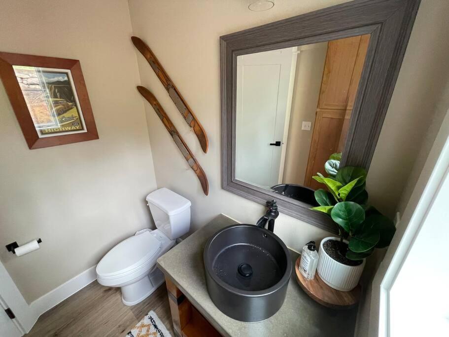 Romantic Cozy Cabin Walk To Lake Hot Tub Bikes Kayaks Grill Onalaska Luaran gambar